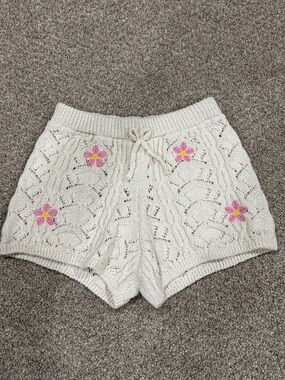 Zara Cream Knit Shorts with Pink Floral Appliqués